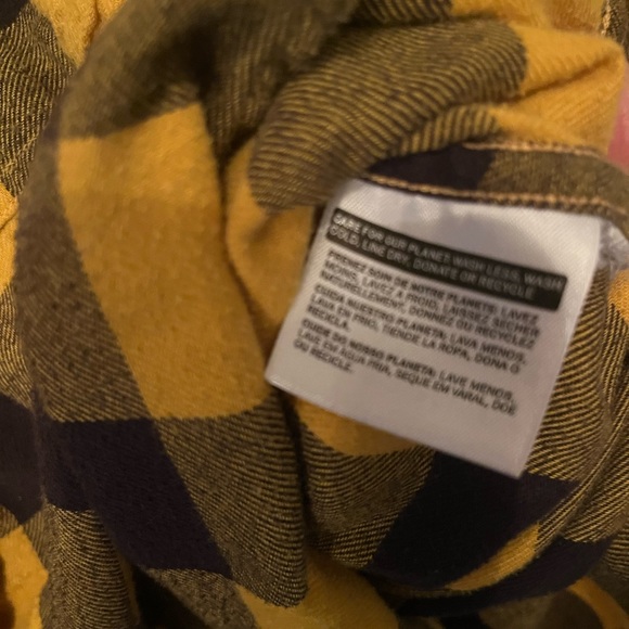 Levi's Black and Yellow Plaid Lumberjack shirt - Picture 5 of 5